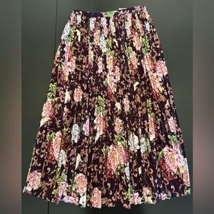 Floral midi skirt S